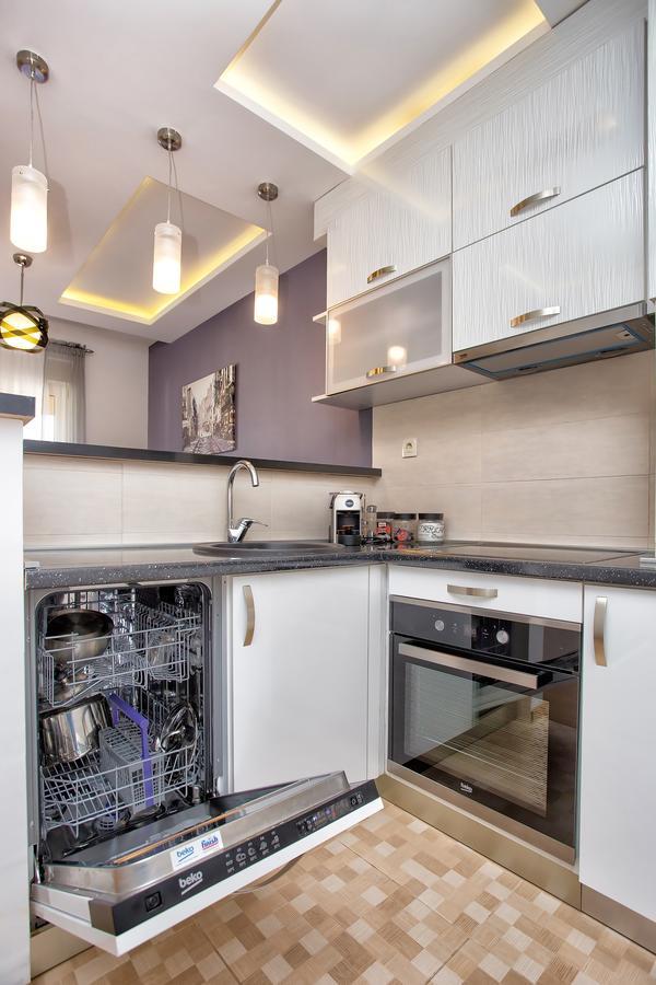 Lux Apartment Goodness โกตอร์ ภายนอก รูปภาพ