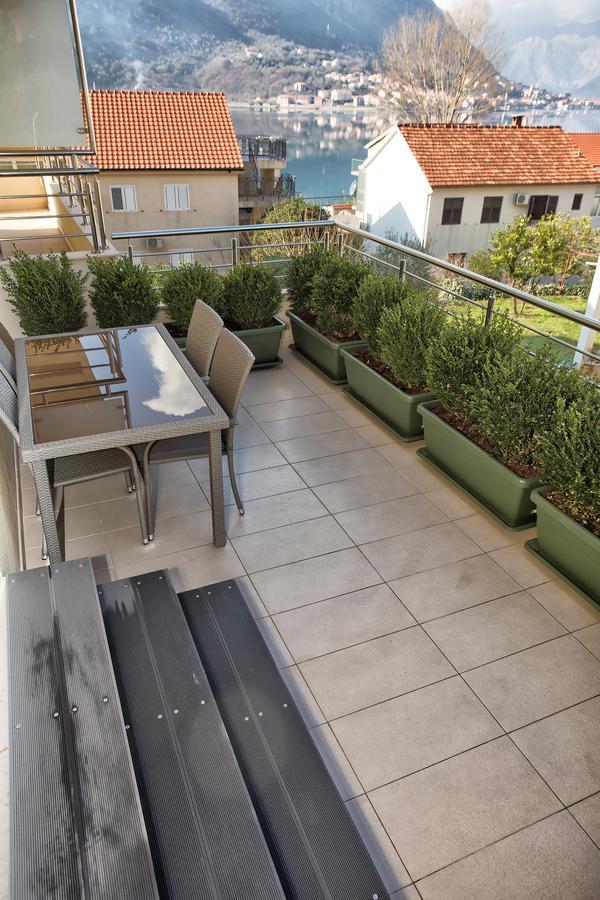 Lux Apartment Goodness โกตอร์ ภายนอก รูปภาพ