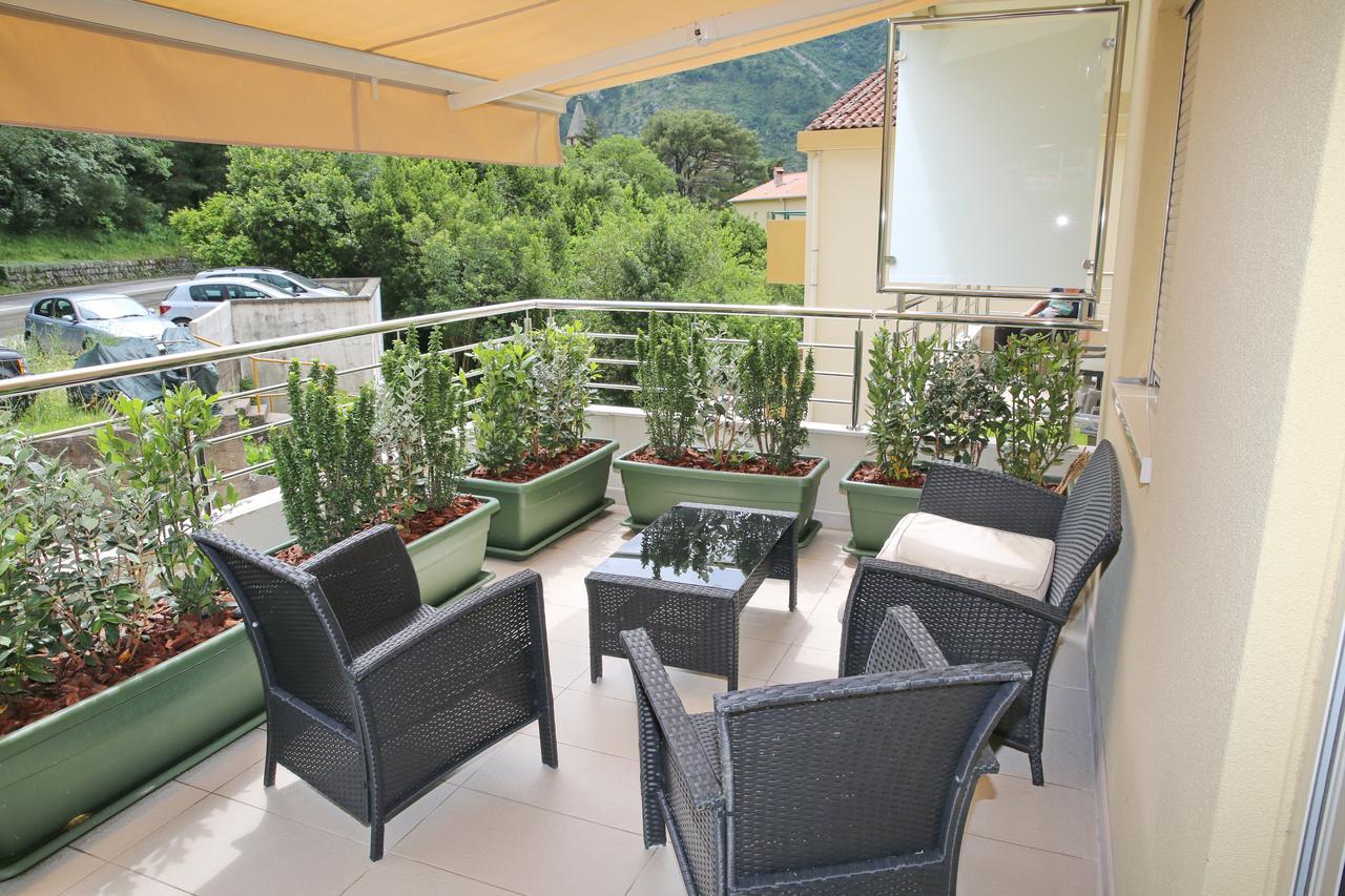 Lux Apartment Goodness โกตอร์ ภายนอก รูปภาพ