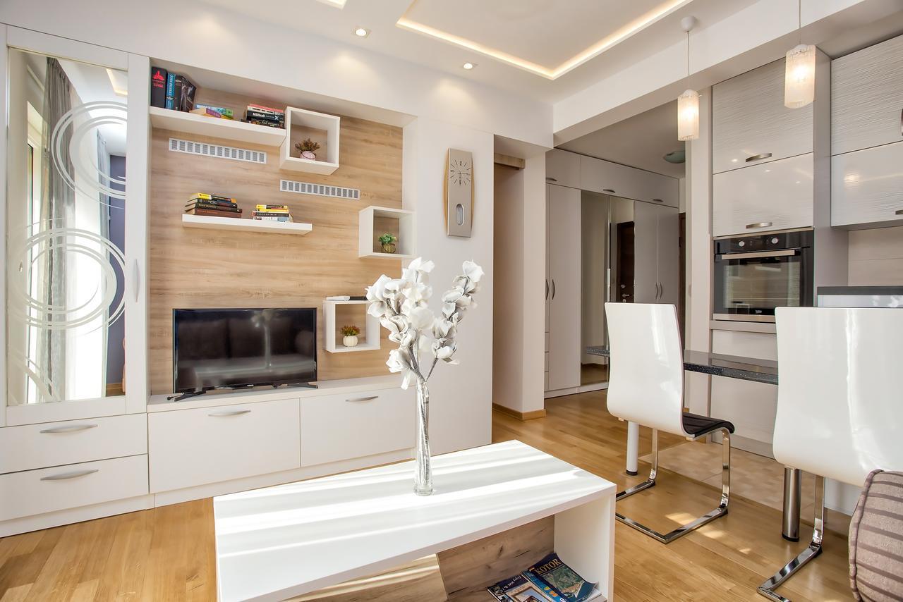 Lux Apartment Goodness โกตอร์ ภายนอก รูปภาพ
